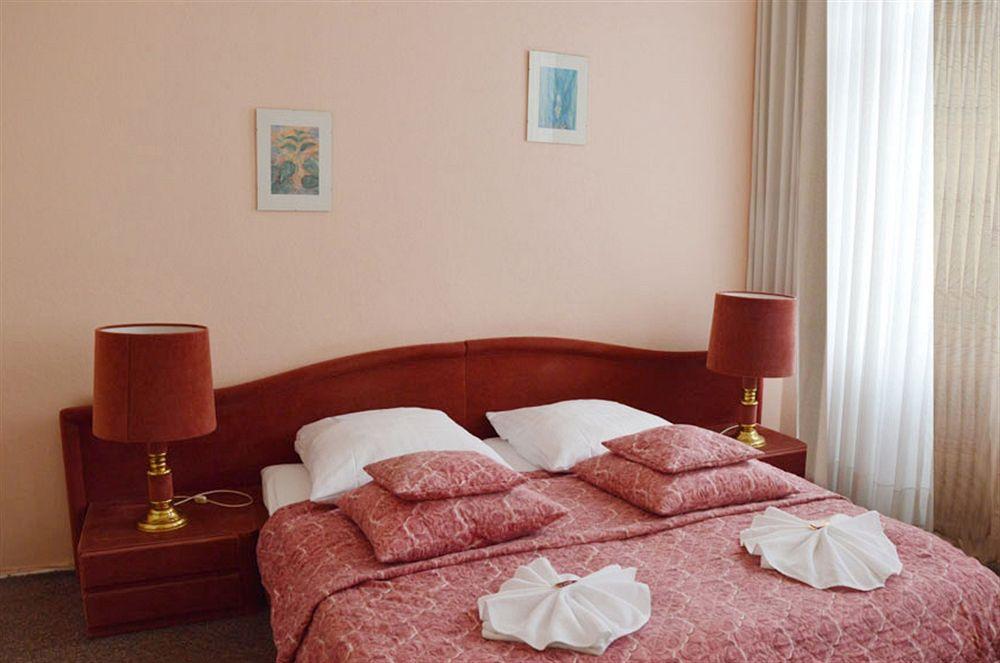 Hotel Pension Ingeborg Berlin Exterior foto